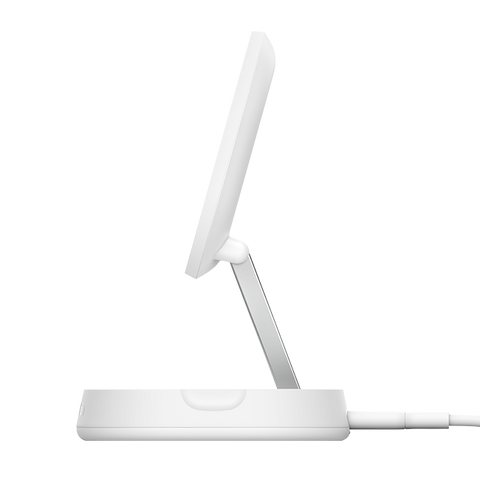 BELKIN BOOST CHARGE PRO MAGNETIC STAND